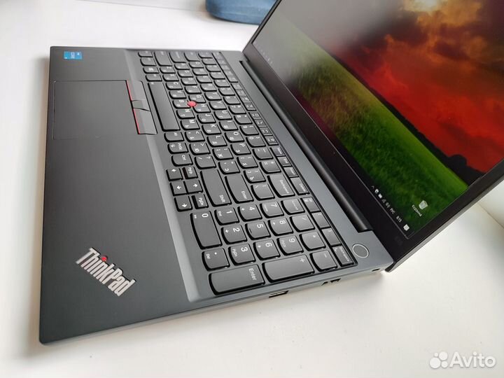 Lenovo ThinkPad E15 Gen 2/i5-1135G7/8/256/FHD/IPS