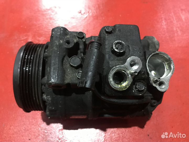 Компрессор кондиционера Mercedes-Benz W211 112.913