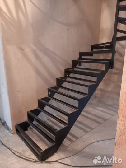 Лестница металлическая