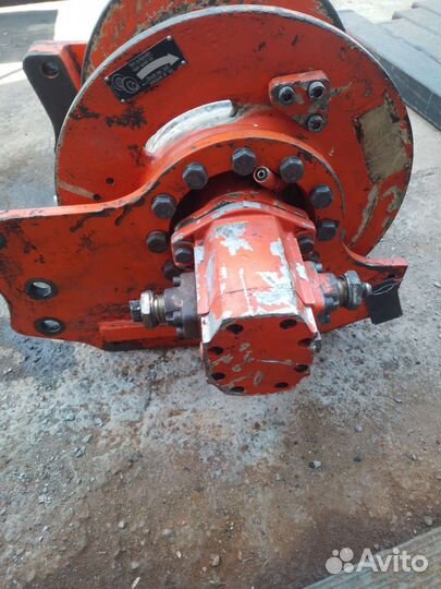 Лебедка гидравлическая rotzler тяговое усил 9.5 т