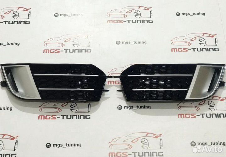 Вставки в бампер Audi A1 14-н.в. стиль RS1 Хром