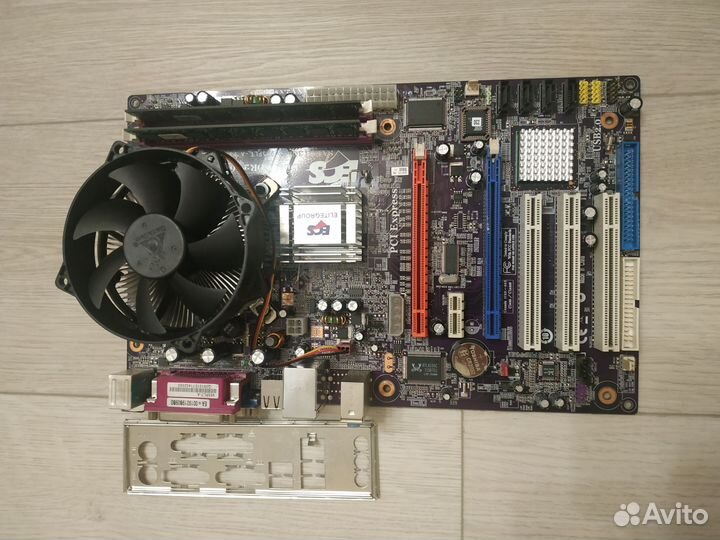 Asus p5k+q6600(4ядра) +4gb