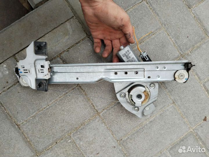 Стеклоподъемники левые рено Сандеро степвэй 15г