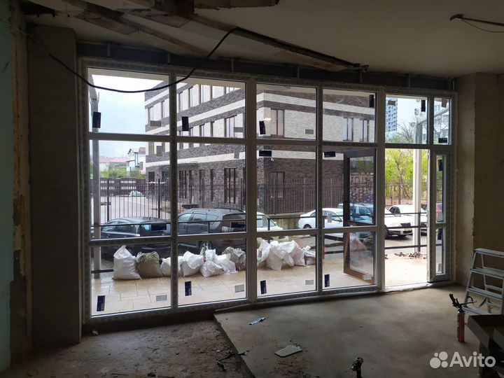 Витражные окна и двери