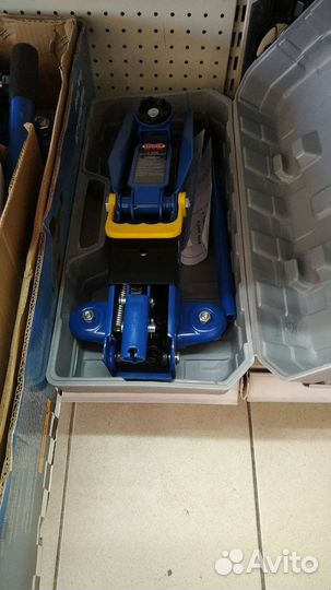 Домкрат подкатной в ассортименте