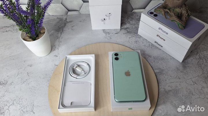iPhone 11, 64 ГБ