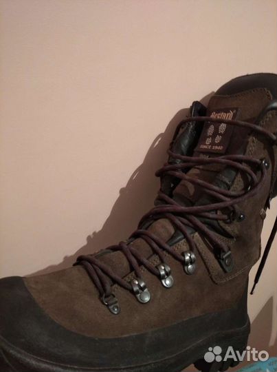 Треккинговые ботинки Bestard