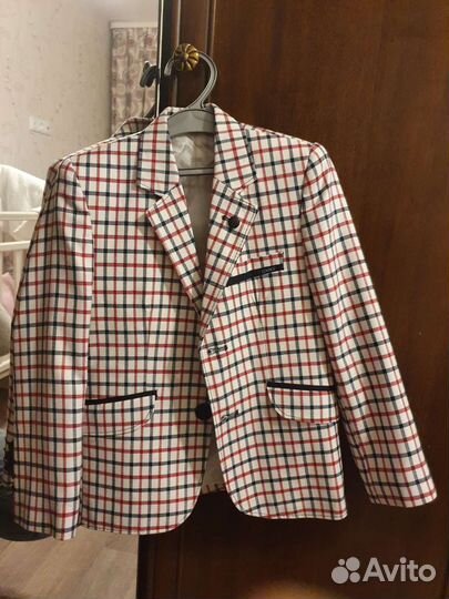 Пиджак на мальчика размер 104