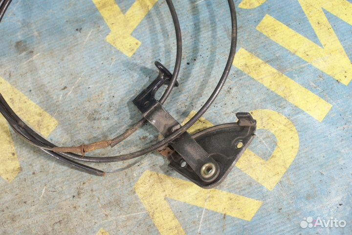 Ручка трос капота Audi 100 C4 45