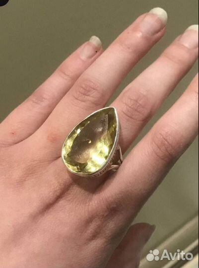 Серебряное кольцо с лимонным топазом