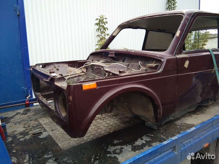 Продам переднюю часть кузова Нива 2014г