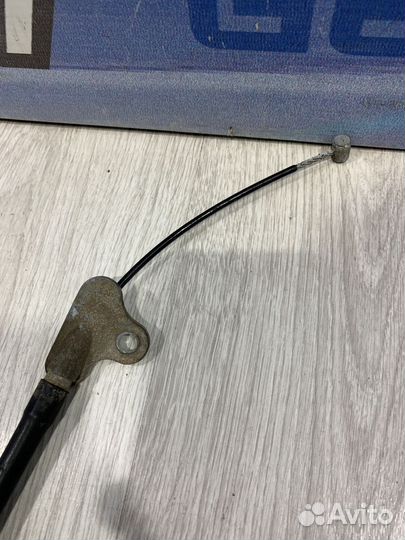 Трос ручника Geely emgrand X7 Лев