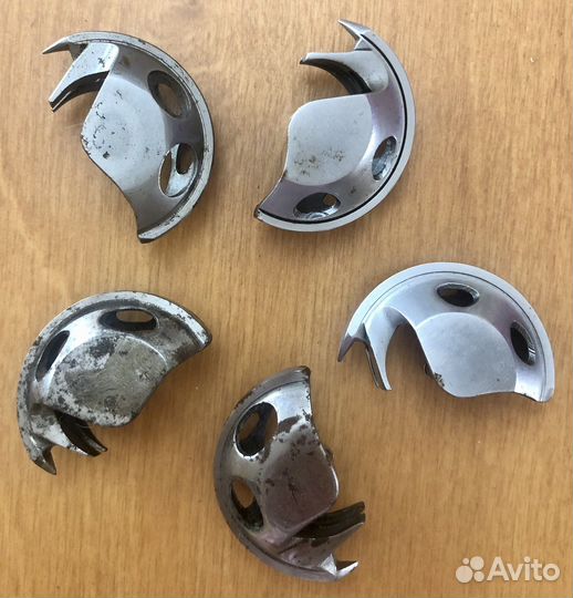 Челнок, корпус челнока, челночное устройство