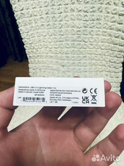 Зарядный кабель на iPhone USB-C to Lightning