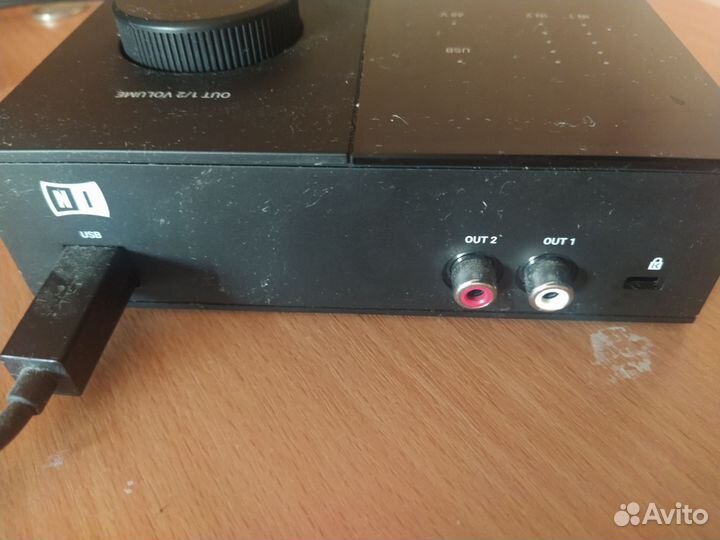 Звуковая карта Native Instruments Komplete Audio 1