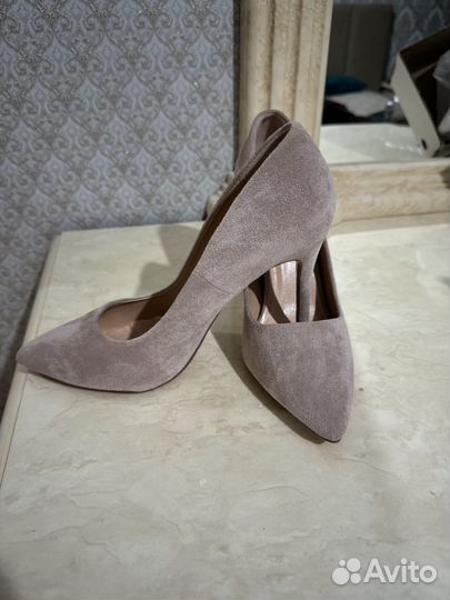 Туфли женские 39 размер