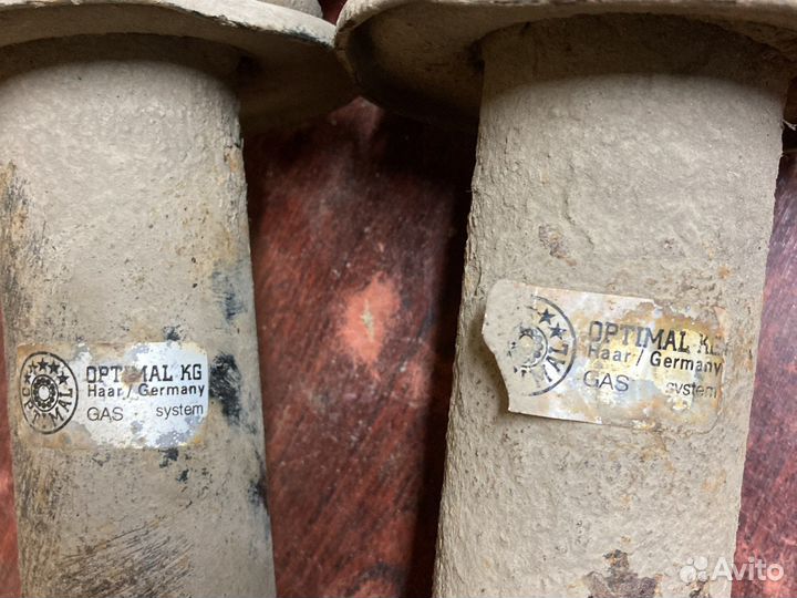 Задние стойки ауди 100 С4