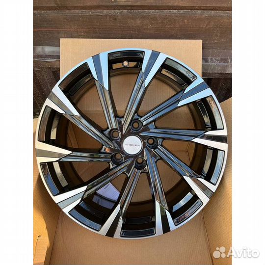 Диски 1901 7.5/19 5x114.3 ET50.5 d67.1 BLF