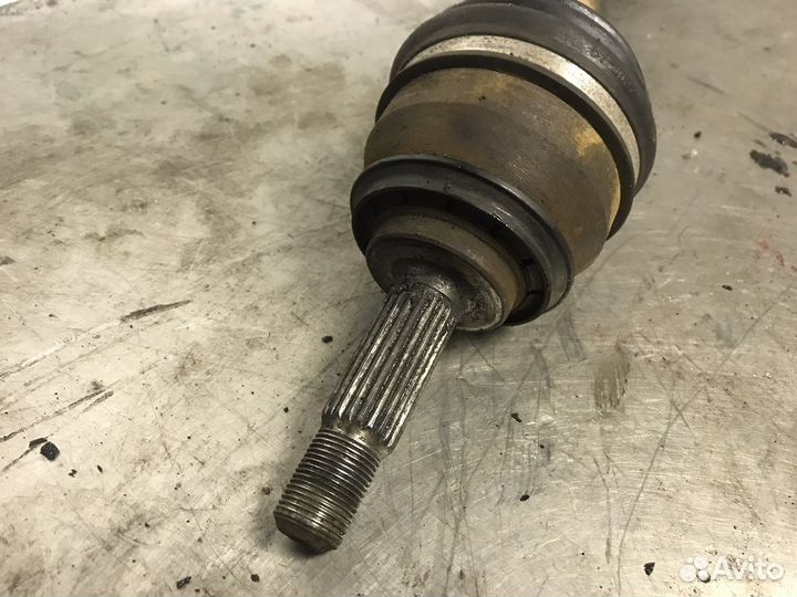 Привод левый Renault Logan Sandero LADA Largus