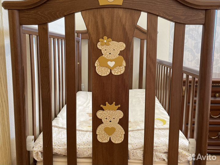 Детская кроватка pali и комод