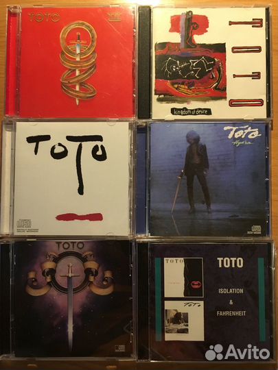 Компакт диски с любимой рок-музыкой