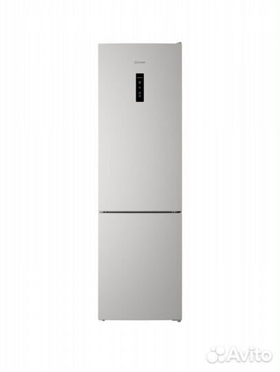 Холодильник Indesit ITR 5200 W белый