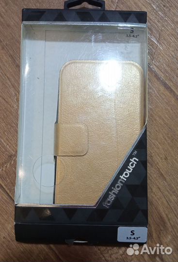 Чехлы-книжки для планшета и телефонов