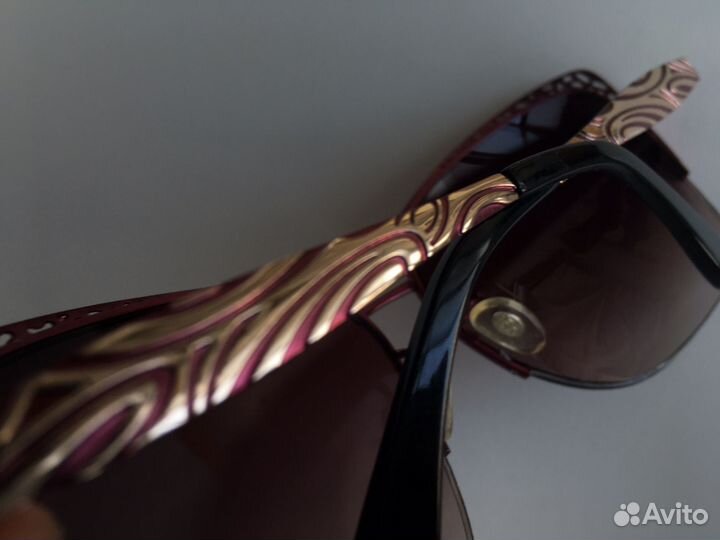 Солнцезащитные очки женские