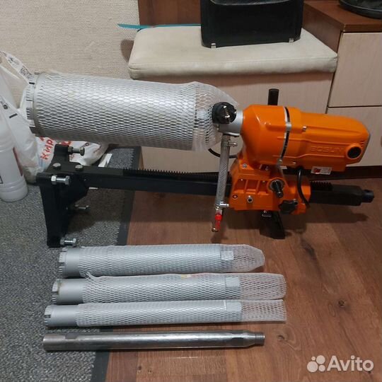 Алмазное сверление отверстий