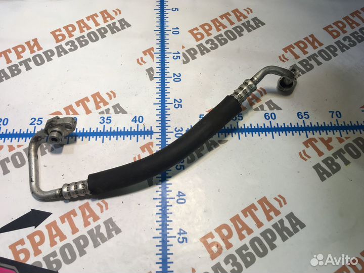 Ниссан Трубка / шланг кондиционера воздуха