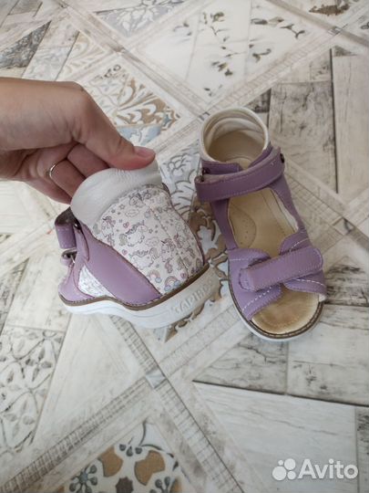 Босоножки для девочки