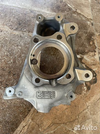 Поворотный кулак BMW g-серии