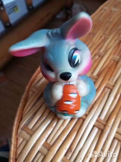 Резиновые игрушки каждая