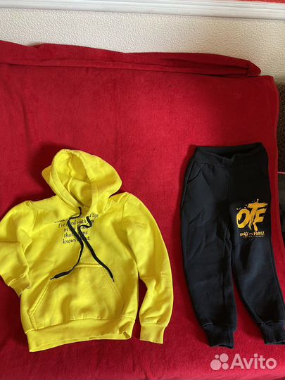 Спортивный костюм