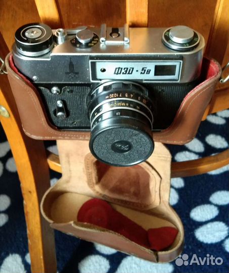 Пленочный фотоаппарат фед-5в