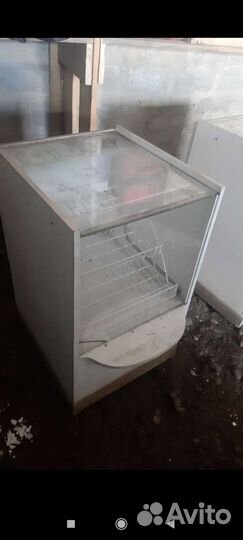 Витрины 2 шт бесплатно