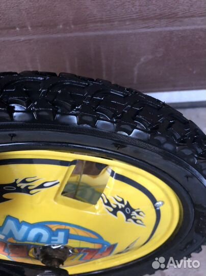 Детский велосипед 16