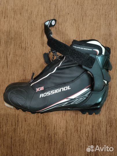 Лыжные ботинки