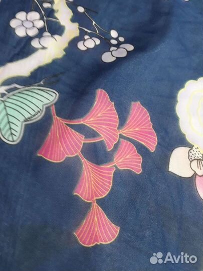 Платок шелковый Leonardo