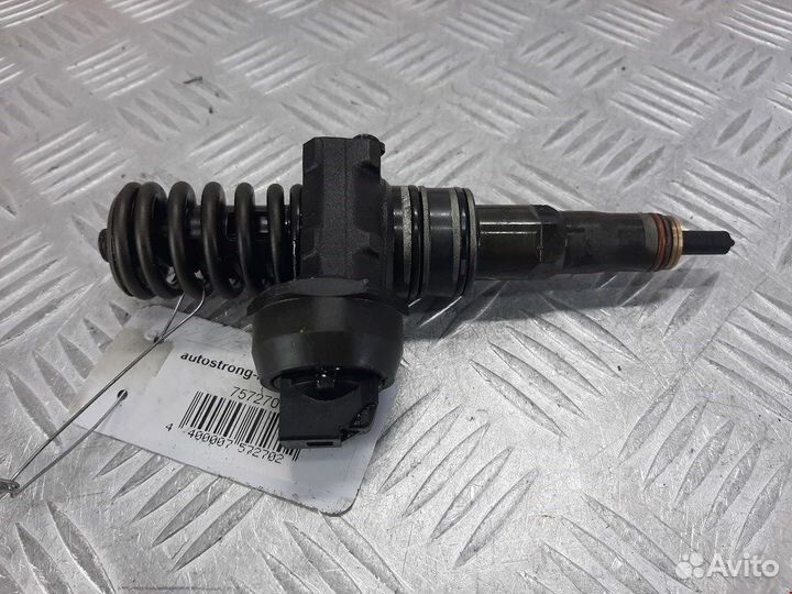 Форсунка для Volkswagen Golf 5