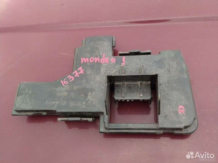 Плата фонаря задняя правая Ford Mondeo 1 1995