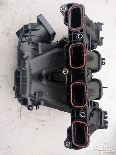 Впускной коллектор Mitsubishi Outlander 3