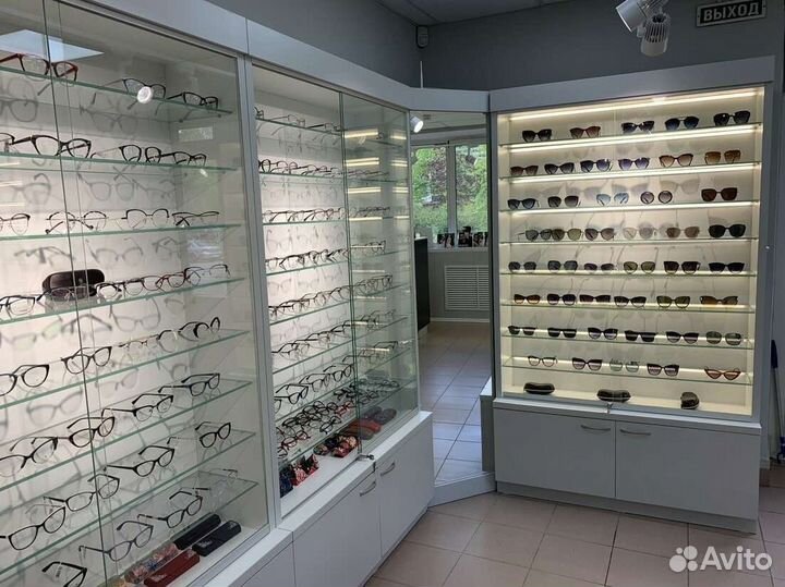 Витрины для очков