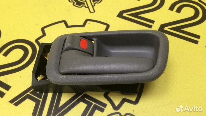 Ручка двери внутренняя задняя левая Toyota Rav4