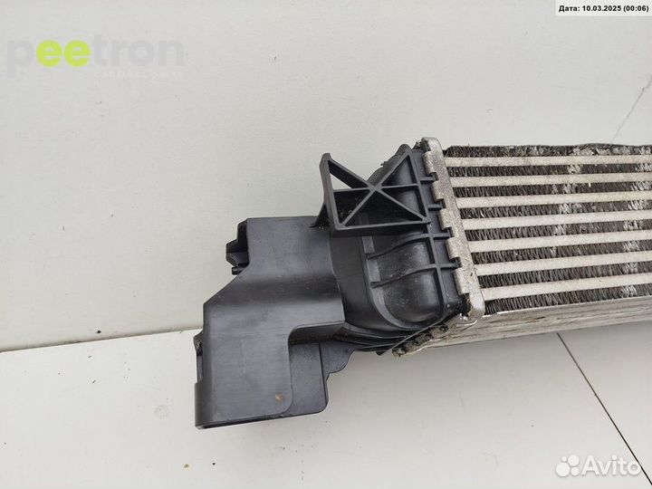 Б/У Б/У Радиатор интеркулера дефект крепления