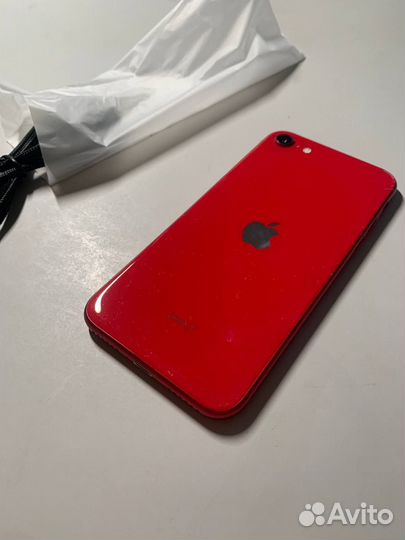iPhone SE (2020), 64 ГБ