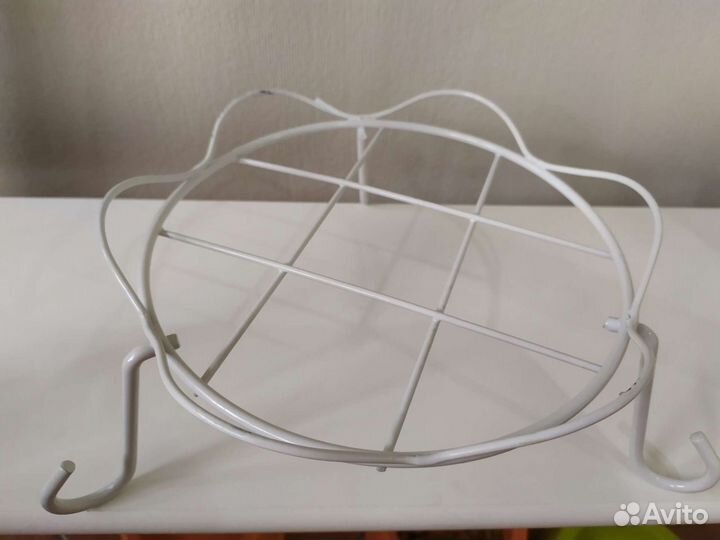 Подставка под цветы, графин и т. д