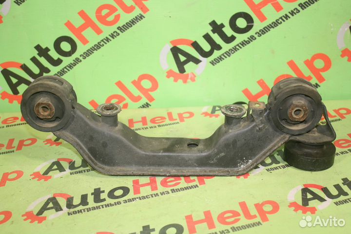 Подушка редуктора toyota wish ZNE14G 1ZZ-FE задняя