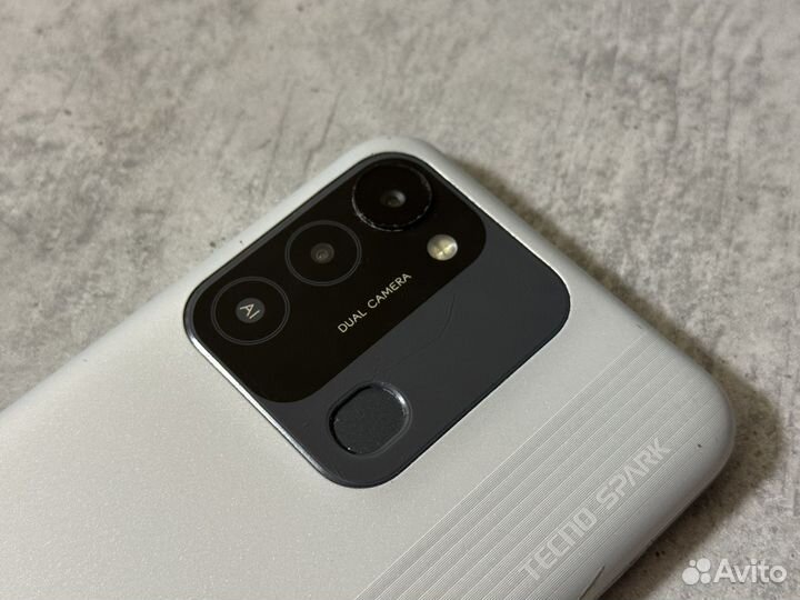 TECNO Spark 8C, 4/64 ГБ