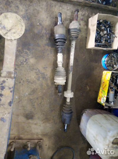 Привода Chrysler cirrus 1995г